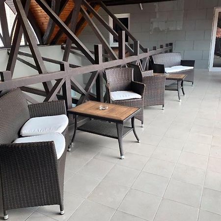 Hotel Zodiaco Szekszárd Esterno foto