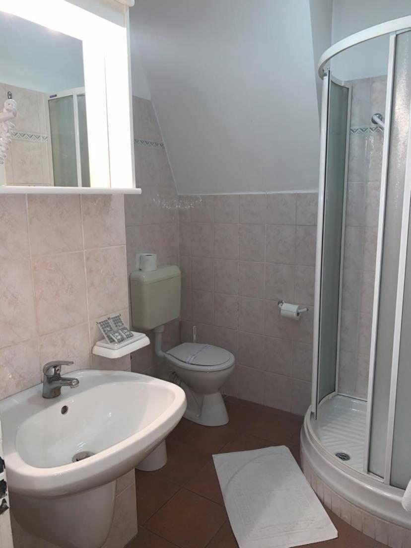 Hotel Zodiaco Szekszárd Camera foto